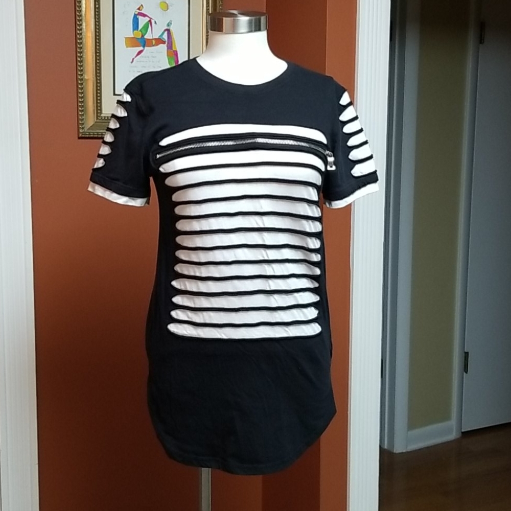 SWITCH black statement t- shirt